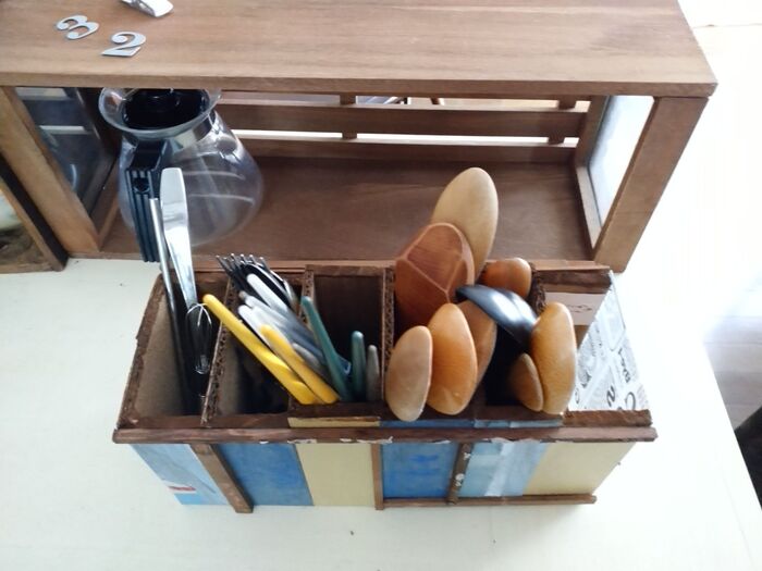 【100均DIY】セリア木箱を切って、連ねて、カトラリー収納スタンド!