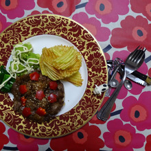 バカッタレ丼・・・・バカッタレは、商品名なのか❓ それとも❓