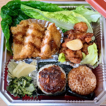 疲労回復!免疫力アップ!焼きおにぎり鶏の唐揚げチキンカツ弁当