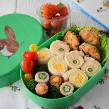 ひとくちで栄養補給!パクっとつまんで食べやすいカラフル弁当