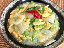 【パパッと炒めて簡単!】ごはんとの相性◎白菜と卵の塩あんかけ #メイン