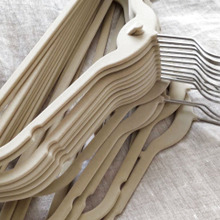 コロナ禍で出かけなくなったので洋服断捨離しました。