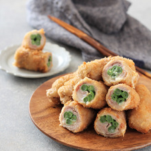 お弁当にもおススメ!いんげんとチーズの肉巻きフライ