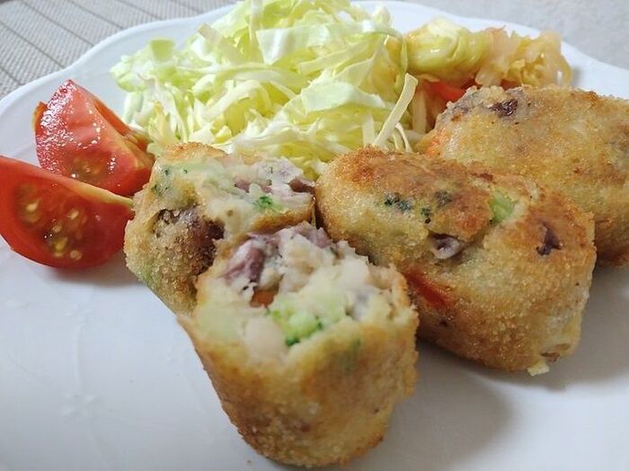 じゃがいもと豆のコロッケ