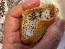 ちょっと変わったお稲荷さん♪