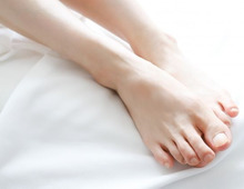 40代の脚パンパンどうにかしたい!更年期のむくみを防ぐケアとは?