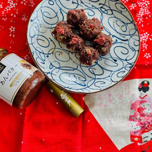 使い方は幅広い!金箔、桜DE🎶豪華絢爛あんバター玄米おはぎ