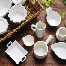 カフェ気分を盛り上げてくれる♡ダイソーミニチュアサイズの白い食器