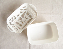 【キャンドゥ】食費節約の味方!?一見普通の白いザル&容器の意外な使い道とは?