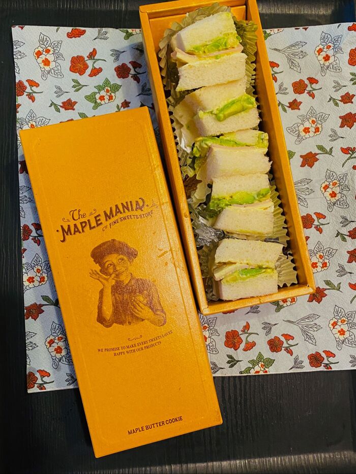 お気に入りの空き箱でサンドイッチケースに!グンと美味しくみえますよ(*^◯^*)