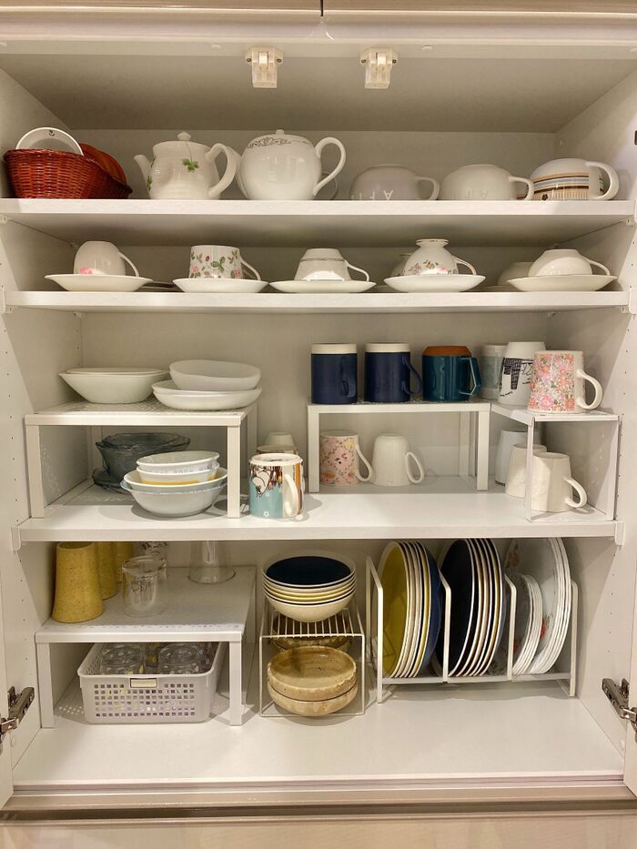食器棚の整理