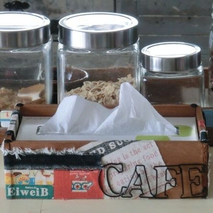 昔々作ったこちらのティッシュボックスケースです!