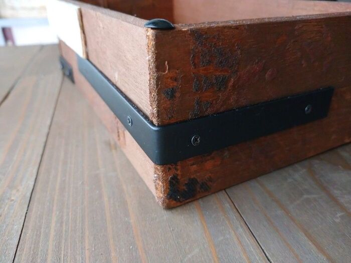 ケースの角にアクセント!