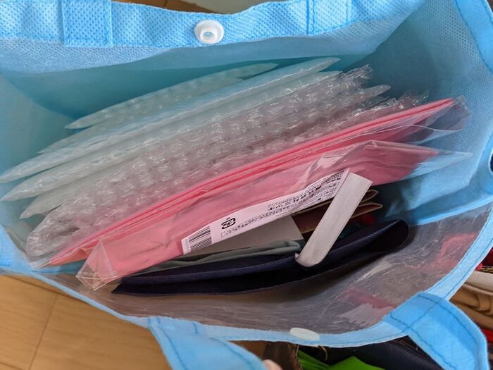 ③ラッピンブに活用できる袋(プチプチも)