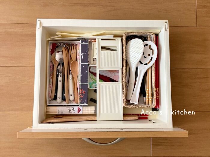 【 以前のキッチングッズ収納 】