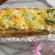 型抜きで余った食パンで!新玉ねぎが美味しいデリ風キッシュ\(^o^)/