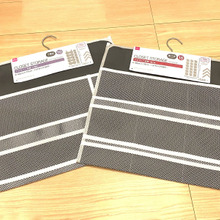 ダイソーの吊り下げ収納グッズで靴下や下着などの小物がスッキリ