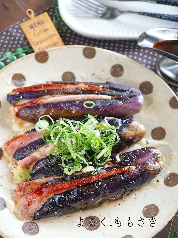 ベーコンチーズをはさんだ♪とろ~り茄子のステーキ