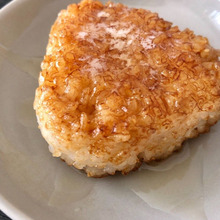 【冷凍焼きおにぎり】これはやばいぞ!秒で甘〜い誘惑