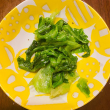 レタスのごま油炒め