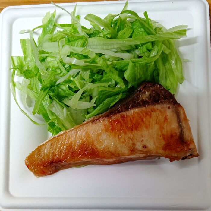 殆ど捨てるだけ!焼き魚は任せてねっ!