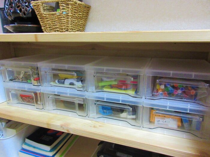 収納場所に困った小物/キャン★ドゥのミニ引き出しで一括管理。