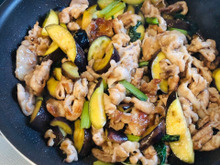 レシピでよく見る「肉に塩を振って片栗粉をまぶす」にイラっとしてしまう人【必見】