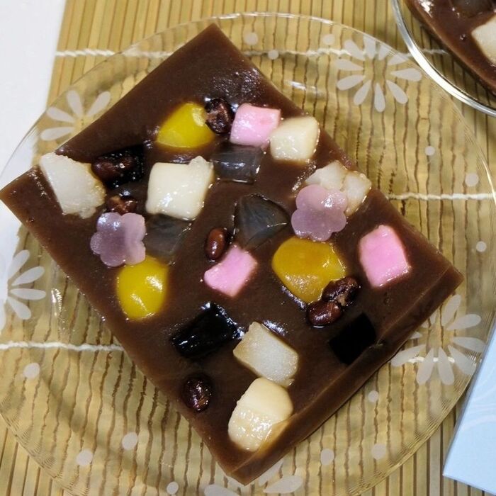 ケンミンショーでも紹介された「一枚流し あんみつ水羊羹」がかわいい♡