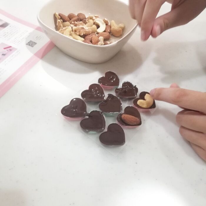 ④ナッツを乗せる。