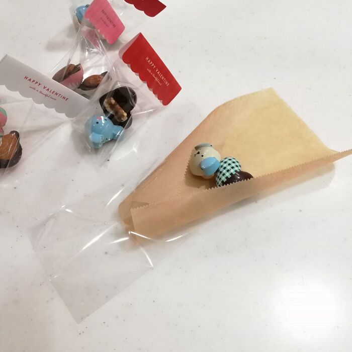 ⑦チョコを入れる。