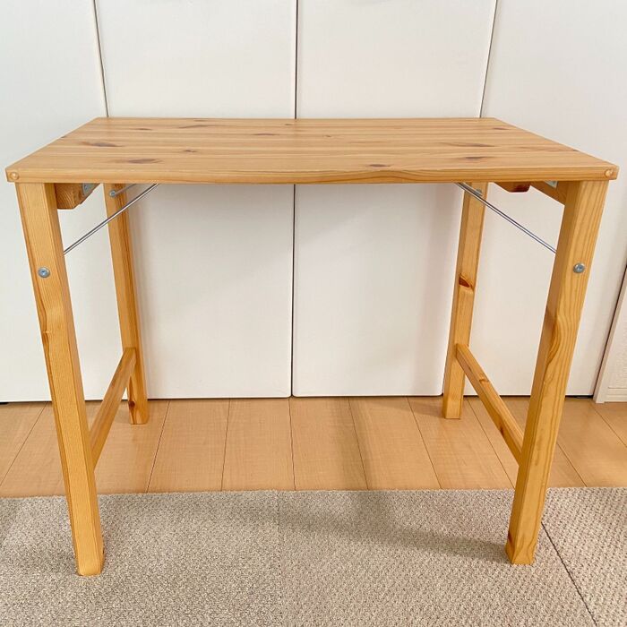 それは、無印折りたたみテーブル!
