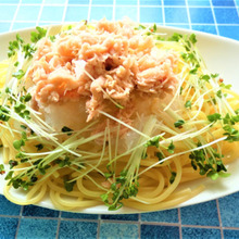 具材を乗せるだけ!ツナとおろしの和風パスタ