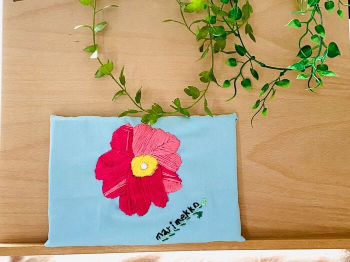 刺繍でファブリックアート♪