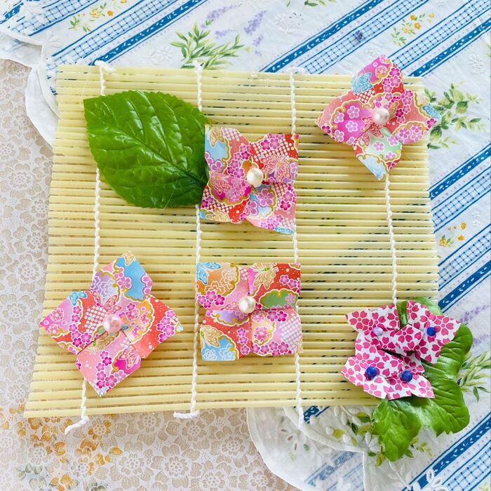 かまぼこの『すのこ』でタペストリー♪千代紙で紫陽花飾り♪