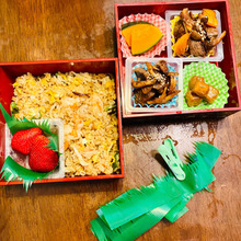 お寿司についくるバランは便利♪お弁当が彩UP\(^o^)/