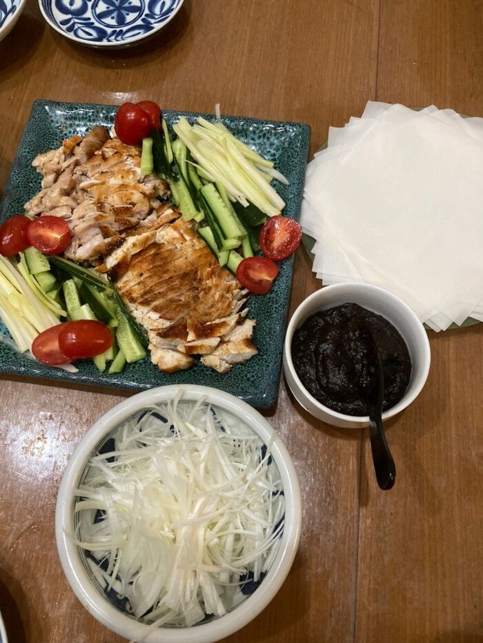 春巻きの皮を生で食べちゃう♪