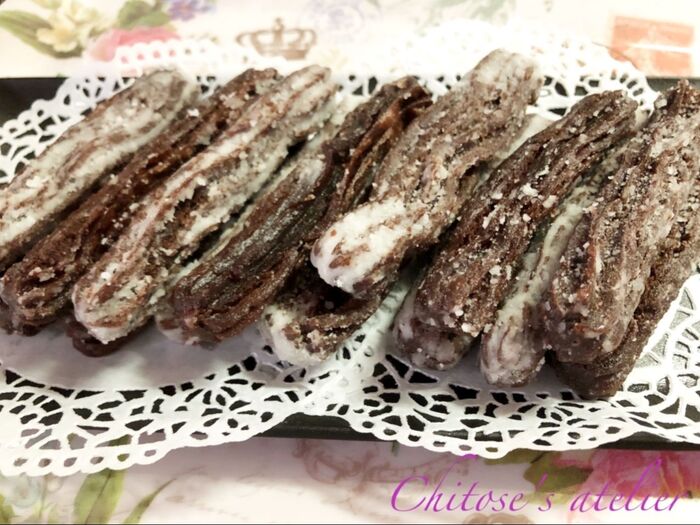 【業務スーパー】1本当たり約4円!?甘さ控えめなチョコチュロス♡