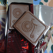 『フュージョン クッキーミルクチョコレート』ロピア