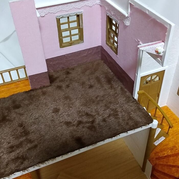 2階は100均ふわふわラビット風をカーペットに