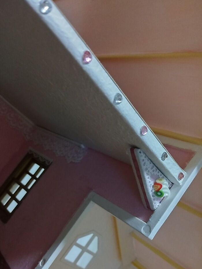 ロフト部分の床を作ります