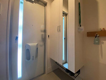 貼るだけで解決♪たった1枚のシールで玄関が超スッキリ!