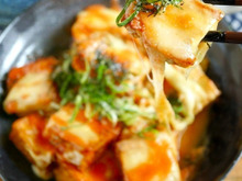 簡単おつまみ♪厚揚げの明太チーズ焼き
