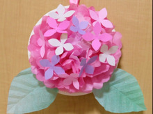 お花紙と折り紙で作る「あじさい」