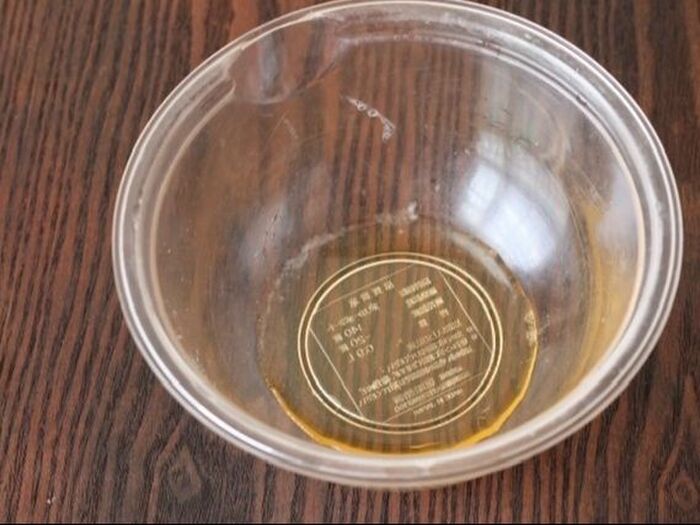 電子レンジで加熱する。