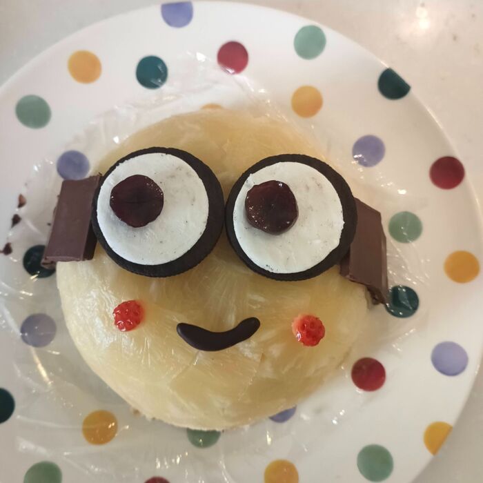 ひんやりミニオンズケーキ☆黄色は○○で!