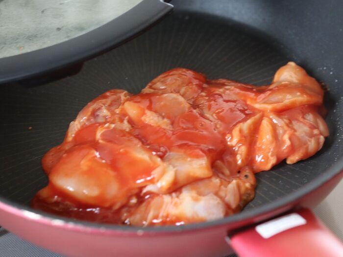 焼く。
