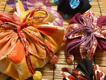 100均手拭いで、浴衣にピッタリ(^^)簡単!手作り花巾着!