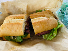 幸せの半バーガー(*^◯^*)