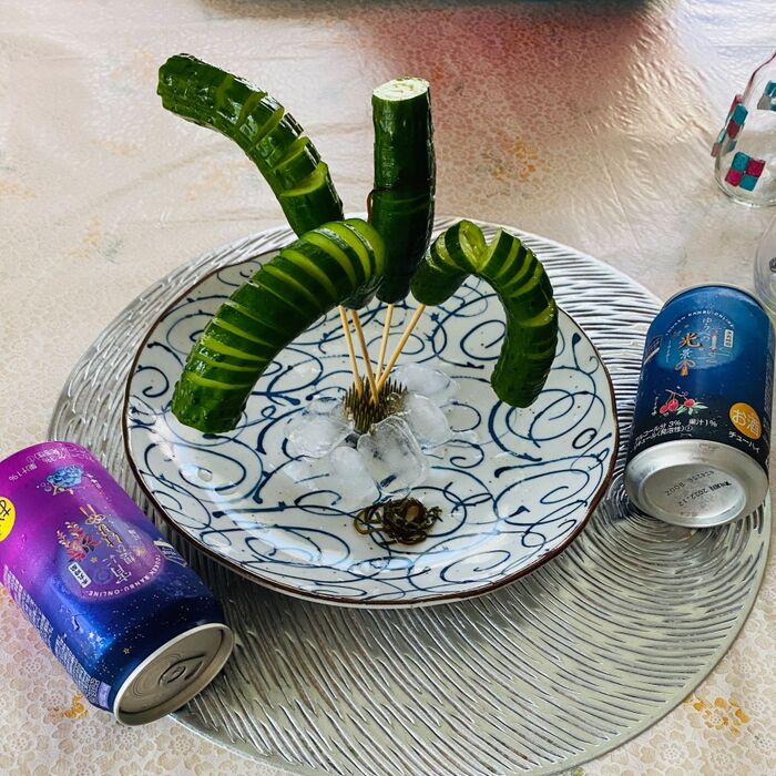 冷んやり!蛇腹キュウリの塩昆布漬け たまりませんよ〜