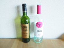 花瓶とかじゃないよ!わが家のワインボトルの再利用アイデア、涼しげでおいしそう♡